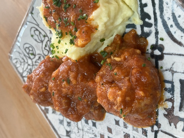 Albóndigas caseras en salsa