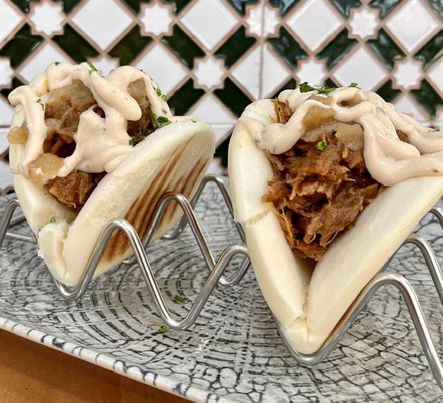 Pan bao relleno de carrillada