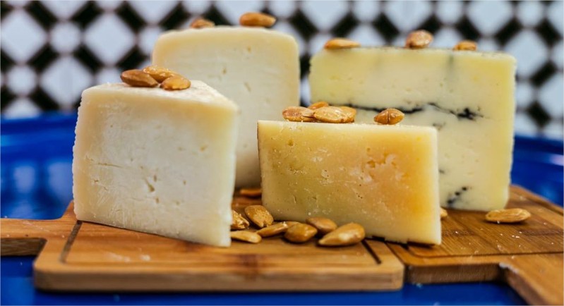 Tabla de quesos variados